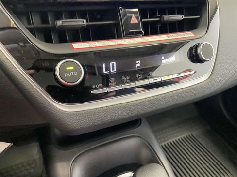 Used 2026 Toyota Corolla LE image 22