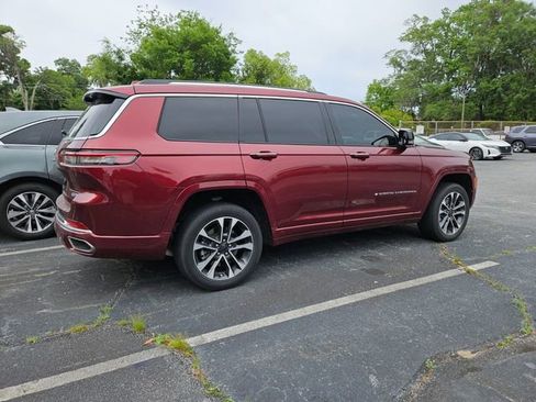 Used 2021 Jeep Grand Cherokee L Overland w/ Advanced Protech Group III AWD/4WD image 7