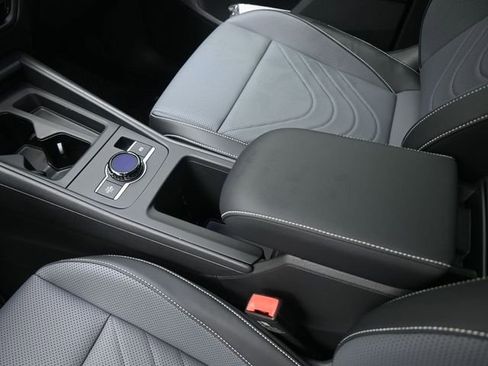 New 2026 Volkswagen Tiguan SE image 31