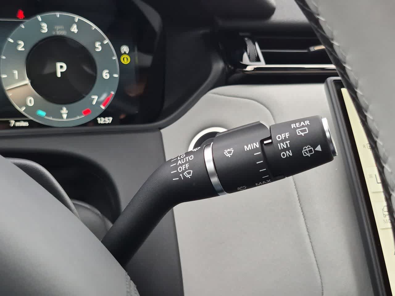 New 2026 Land Rover Range Rover Velar S AWD/4WD image 27