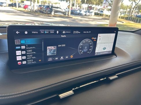 Used 2024 Genesis GV70 2.5T w/ Sport Prestige Package image 7