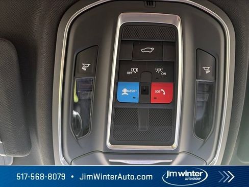 Used 2026 Jeep Grand Cherokee Limited AWD/4WD image 29