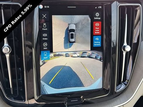 Certified 2024 Volvo XC60 B5 Plus w/ Climate Package AWD/4WD image 22