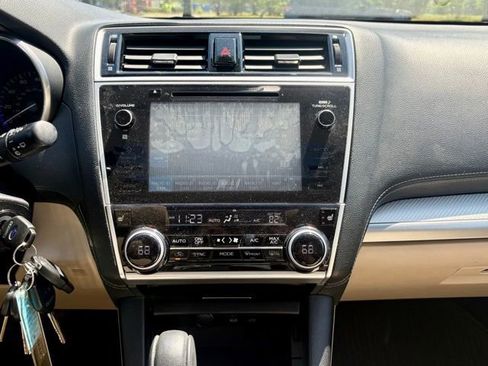 Used 2018 Subaru Outback 2.5i Premium AWD/4WD image 23