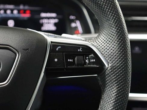 Used 2023 Audi S7 Prestige w/ Prestige Package image 26