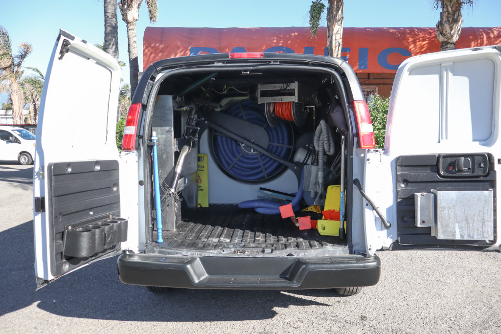Used 2020 Chevrolet Express 3500 Extended w/ Driver Convenience Package RWD image 8