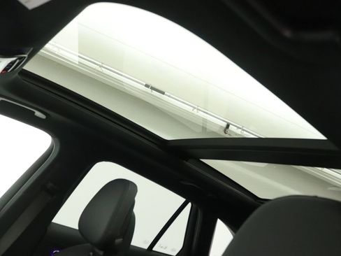 New 2026 Mercedes-Benz GLC 300 image 13