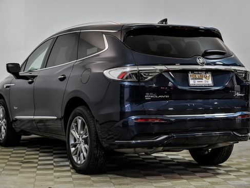 Used 2023 Buick Enclave Avenir w/ Avenir Technology Package image 5