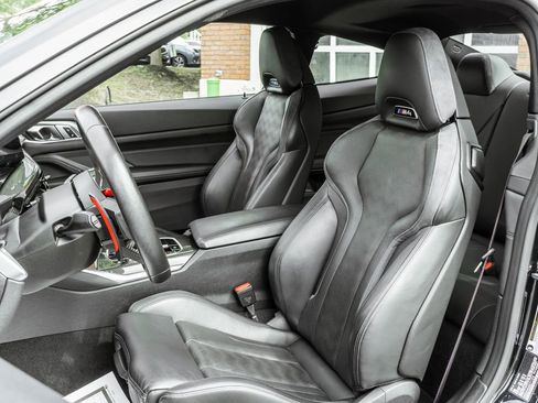 Used 2025 BMW M4 Competition w/ Executive Package RWD image 7