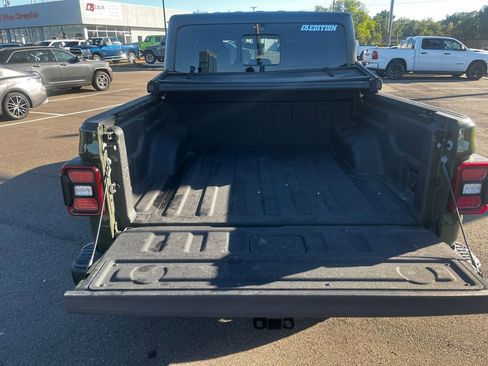 Used 2021 Jeep Gladiator Rubicon image 14