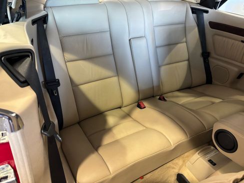 Used 1995 Mercedes-Benz E 320 Convertible image 21