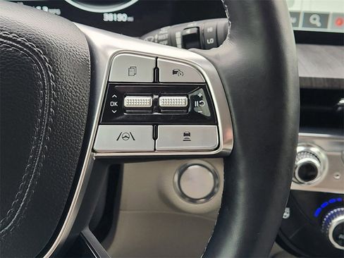 Certified 2023 Kia Telluride SX image 30