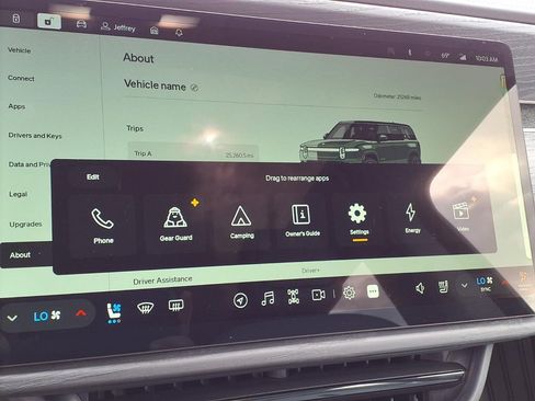 Used 2024 Rivian R1S Adventure AWD/4WD image 34