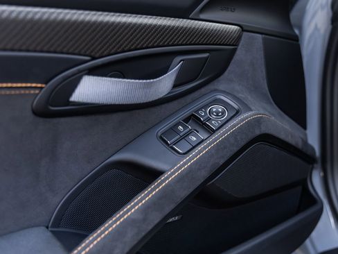 Certified 2025 Porsche 718 Boxster Spyder RS RWD image 28