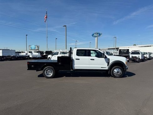 New 2026 Ford F550 4x4 Crew Cab w/ XLT Value Package image 2