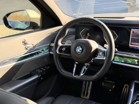 Certified 2023 BMW 760i xDrive image 22