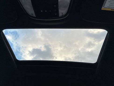 Used 2024 Dodge Durango GT image 13