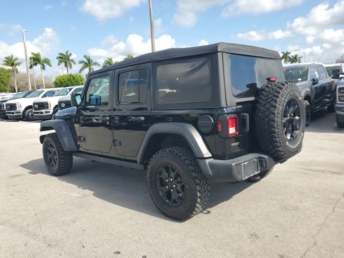 Used 2022 Jeep Wrangler Unlimited Sport AWD/4WD image 7