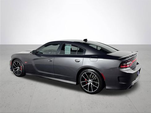 Used 2018 Dodge Charger R/T Scat Pack image 8