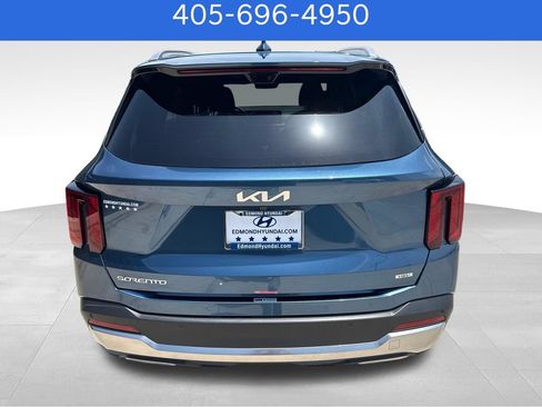 Used 2025 Kia Sorento SX Prestige AWD/4WD image 4