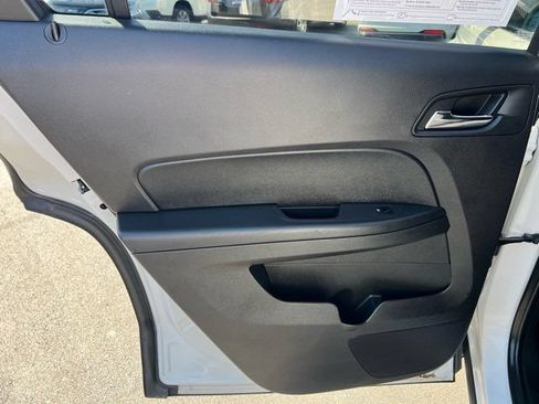 Used 2017 GMC Terrain SLE w/ Convenience Package FWD image 13