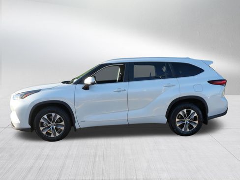Used 2020 Toyota Highlander Limited AWD/4WD image 4