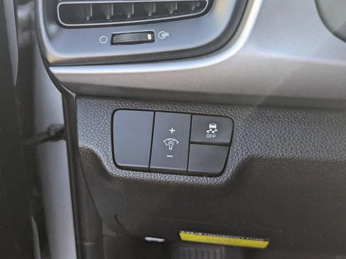 Used 2022 Kia Rio LX image 41