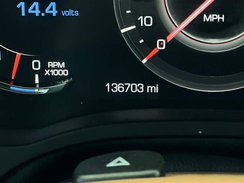 Used 2016 Cadillac Escalade ESV Platinum AWD/4WD image 29
