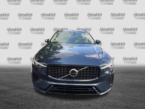 Certified 2024 Volvo XC60 B5 Plus AWD/4WD image 3