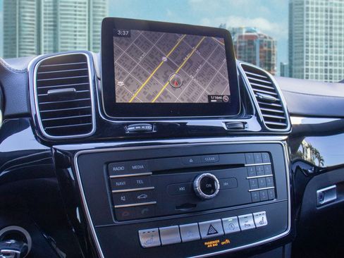 Used 2018 Mercedes-Benz GLE 43 AMG 4MATIC Coupe w/ Premium 3 Package image 31