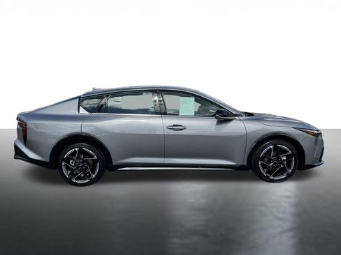 Certified 2025 Kia K4 EX w/ GT-Line Sunroof Package FWD image 9