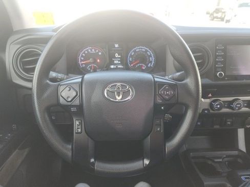 Used 2022 Toyota Tacoma SR image 43