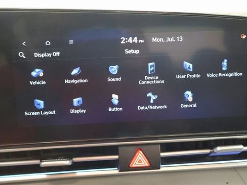 Used 2024 Hyundai Elantra SEL FWD image 21