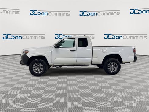 Used 2021 Toyota Tacoma SR image 5