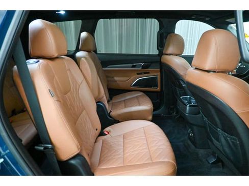 Used 2023 Kia Telluride SX X-Line image 16