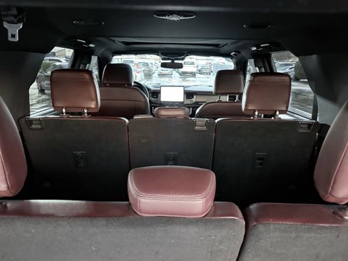 Used 2023 Ford Expedition Max Limited image 14