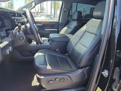 Used 2023 GMC Sierra 1500 Denali w/ Denali Reserve Package AWD/4WD image 19