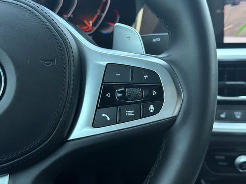Used 2020 BMW 330i Sedan w/ M Sport Package RWD image 26