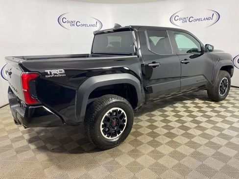 Used 2024 Toyota Tacoma TRD Off-Road AWD/4WD image 7