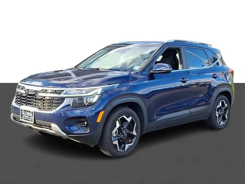 Used 2025 Kia Seltos EX w/ EX Sunroof Package image 3