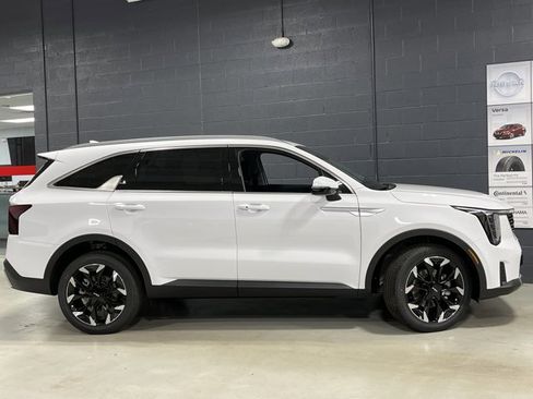 New 2026 Kia Sorento EX image 6