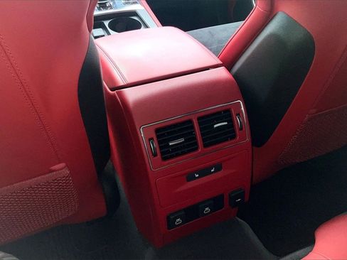 Used 2024 Jaguar F-PACE SVR image 25