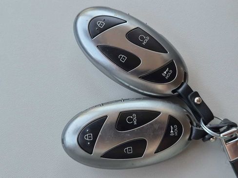 Certified 2025 Hyundai Santa Fe Limited FWD image 37