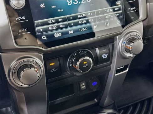 Used 2019 Toyota 4Runner SR5 AWD/4WD image 26