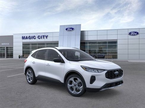 New 2026 Ford Escape ST-Line w/ Cold Weather Package image 7