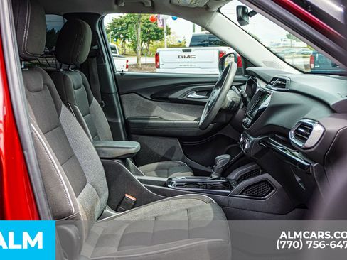 Used 2021 Chevrolet TrailBlazer LT w/ Convenience Package image 24