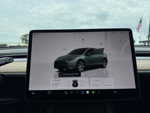 Used 2022 Tesla Model Y Long Range AWD/4WD image 21