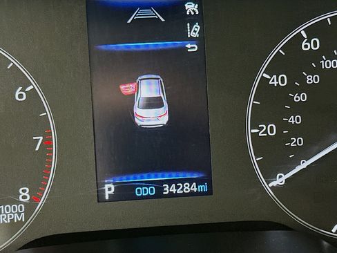 Used 2024 Toyota Corolla LE image 18