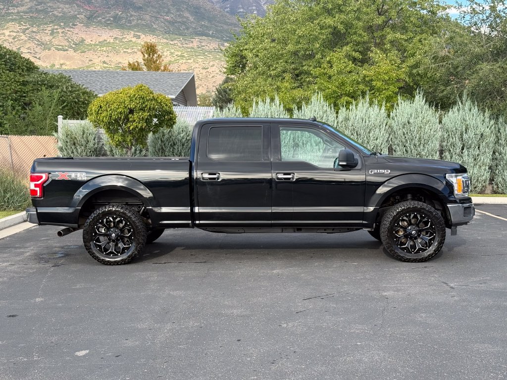 Used 2018 Ford F150 XLT w/ Equipment Group 302A Luxury AWD/4WD image 8