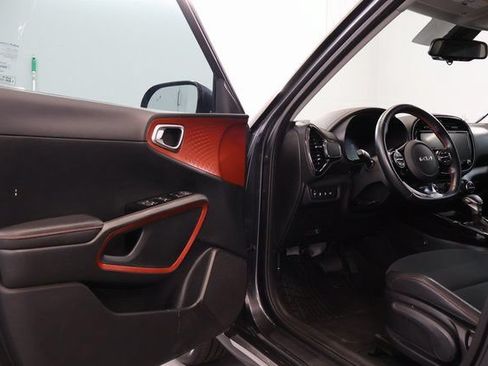 Used 2023 Kia Soul GT-Line FWD image 9